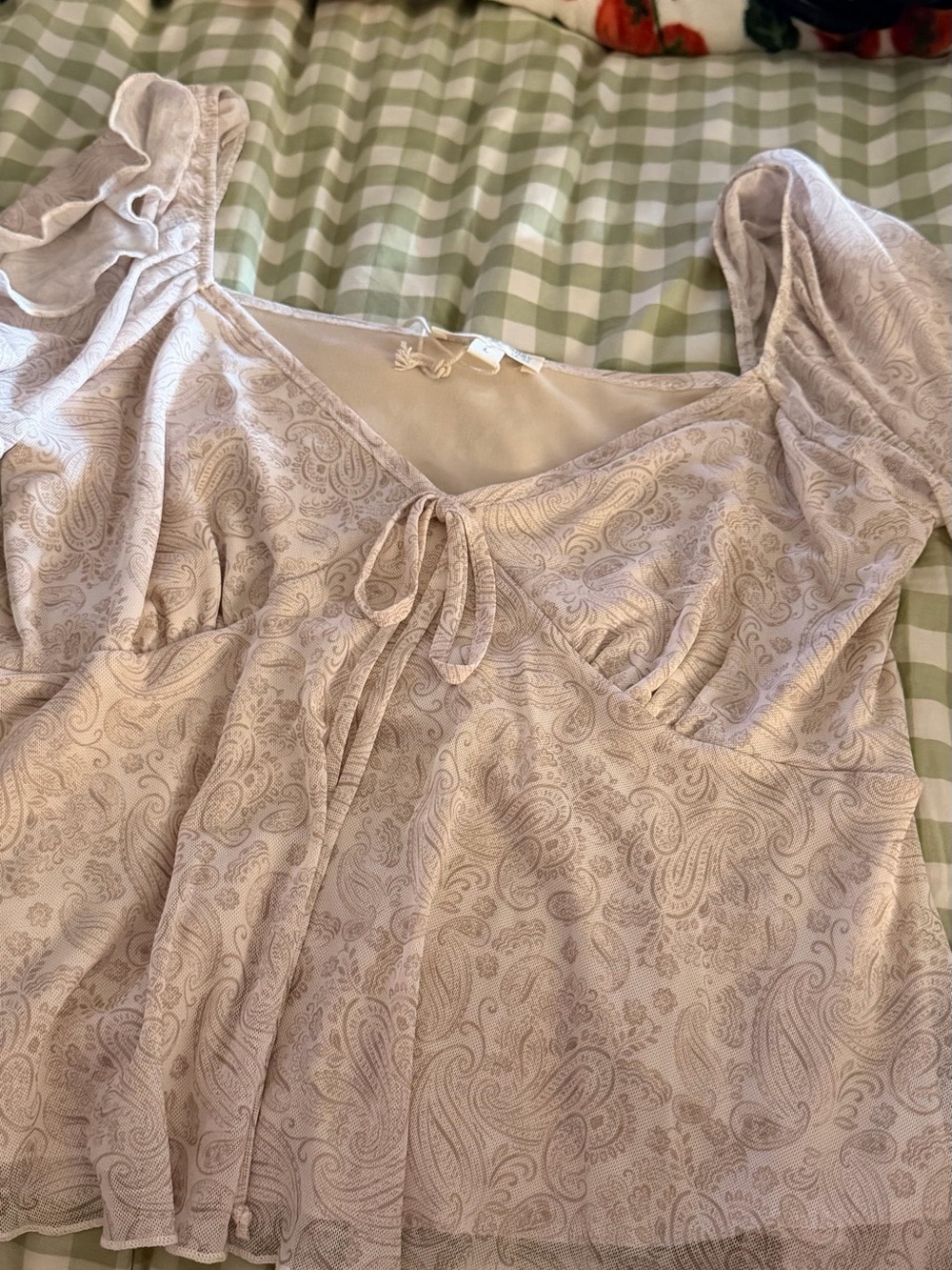 Source Unknown Paisley Tie-Front Chemise Top in Light Beige